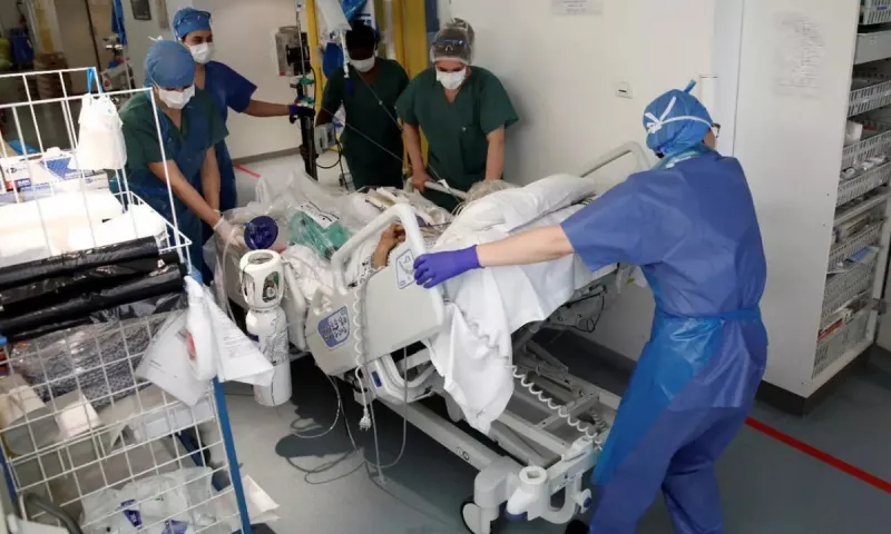 Γαλλία: Άλλοι 642 νεκροί από κορονοϊό
