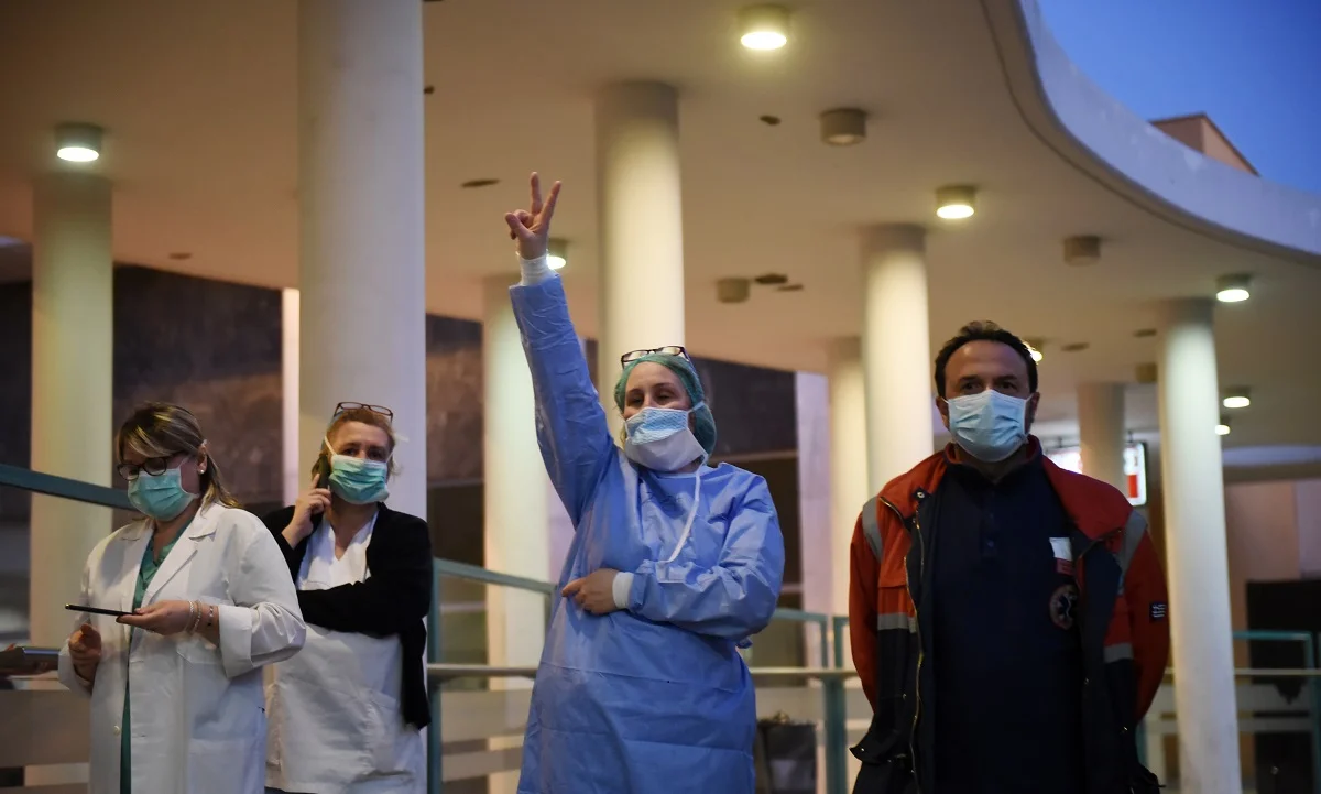 Κορονοϊός: Η Ελλάδα βελτιώνεται συνεχώς στη λίστα θανάτων και κρουσμάτων!