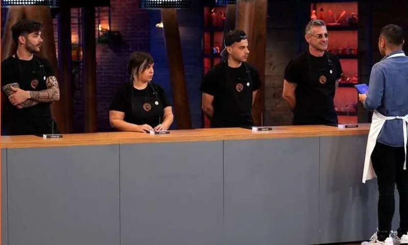 MasterChef 4: Χαμός στο αποψινό επεισόδιο με Ντέμη και Γιώργο! (vid)