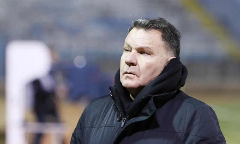 Κούγιας: «Ρε Σαγόνια πόσο ηλίθιος είσαι;»