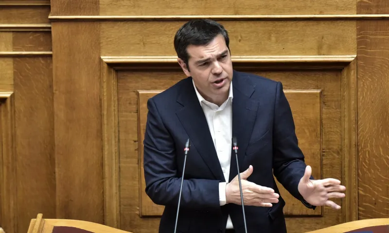 Τσίπρας: «Χοντρό σκάνδαλο της ΝΔ τα voucher»