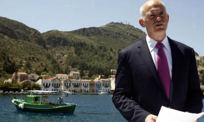 23 Απριλίου 2010: Ο Γιώργος Παπανδρέου ανακοινώνει το πρώτο μνημόνιο για την Ελλάδα (vid)