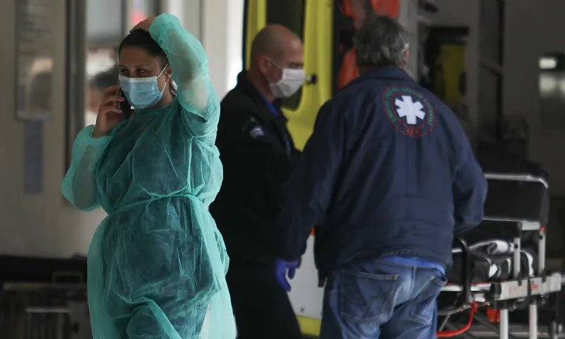 Κορονοϊός: Απειλούν να σπάσουν την καραντίνα στη Λάρισα (vid)