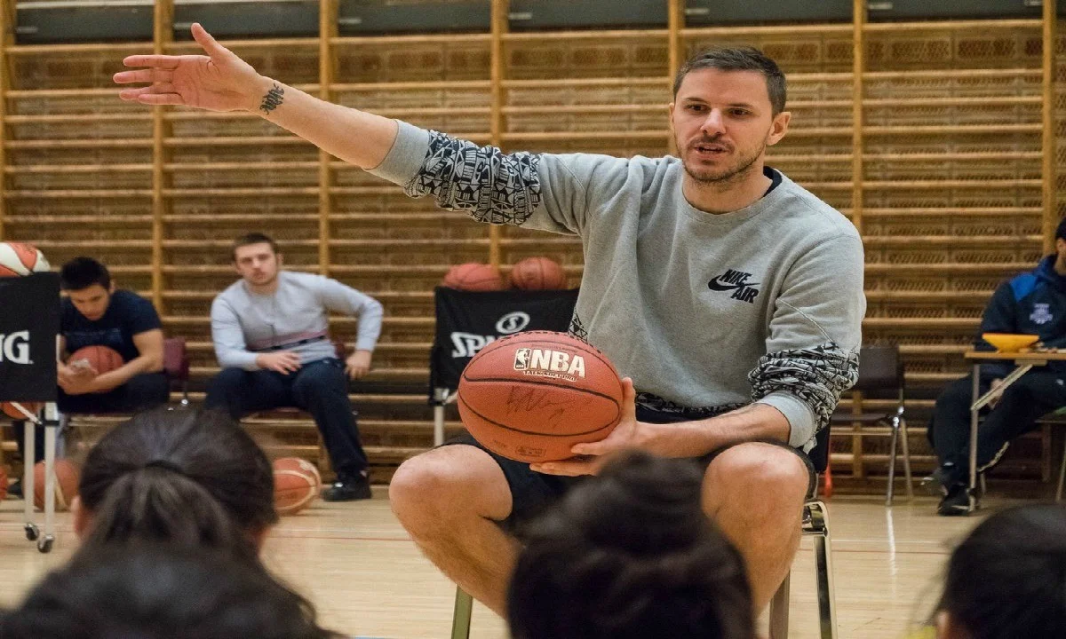 Νάχμπαρ: «Ξεκίνημα και πάλι, μόνο αν ελαχιστοποιηθούν οι κίνδυνοι»
