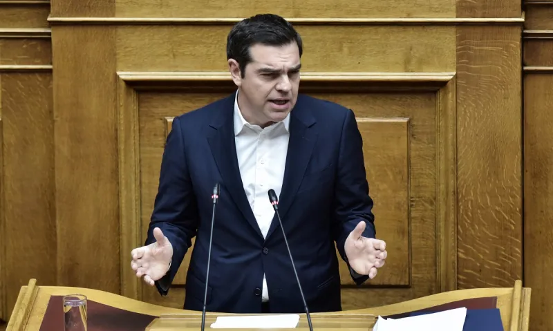 Τσίπρας για άνοιγμα δικαστηρίων - υποθηκοφυλακείων: «Γιατί όχι πρώτα τα κουρεία;»