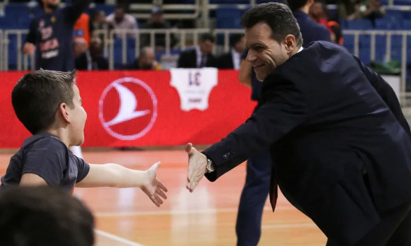 Ιτούδης: «Τιμή για κάθε Έλληνα η Εθνική, θα το σηκώσει ο Γιάννης» (vid)