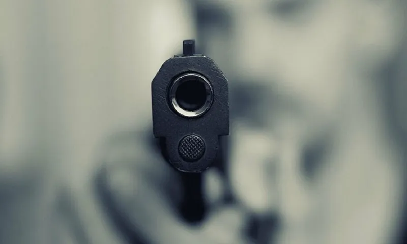 Τραγωδία στη Θεσσαλονίκη: Πατέρας πυροβόλησε και σκότωσε τον γιο του