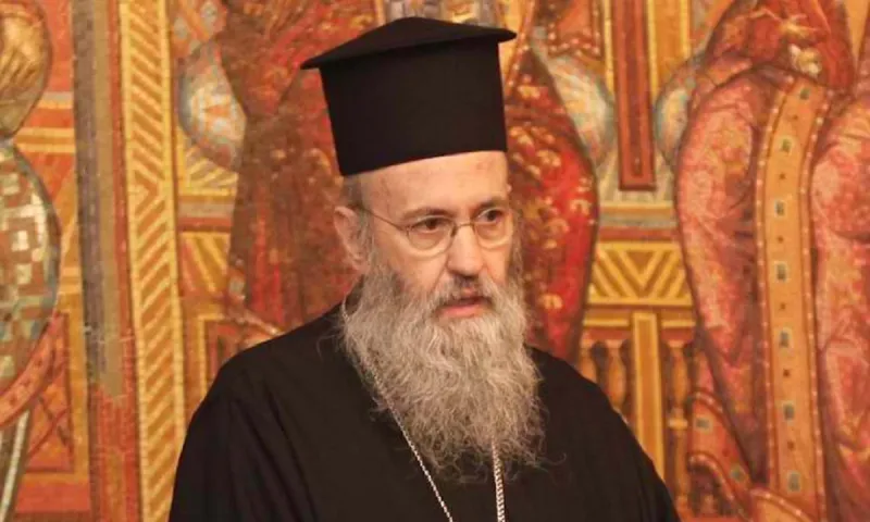 Ιερόθεος: «Θα ανοίξουν κομμωτήρια και όχι οι εκκλησίες; Έχουμε κι εμείς Πρωτοψάλτες»