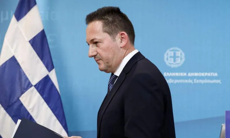 Πέτσας: Η απάντηση  για το άνοιγμα των σχολείων