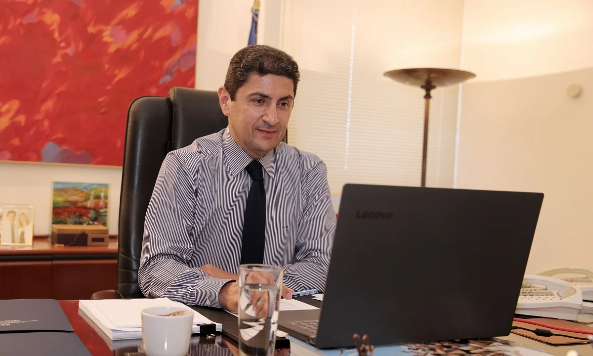 Αυγενάκης: Την Πέμπτη το πλήρες πλάνο επιστροφής