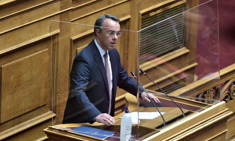 Οικονομικά μέτρα: Τέρμα στα 800 ευρώ έρχεται αναλογικό επίδομα