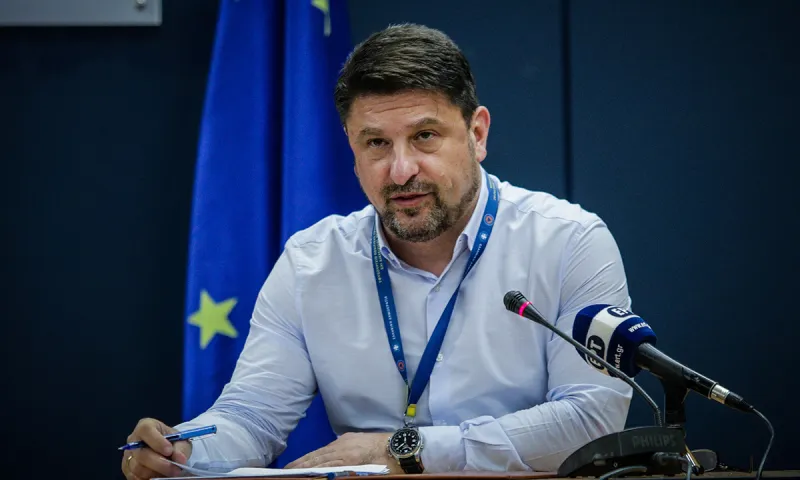 Χαρδαλιάς: «Ο κορονοϊός δεν τελειώνει, ο αόρατος εχθρός είναι εδώ» (vid)