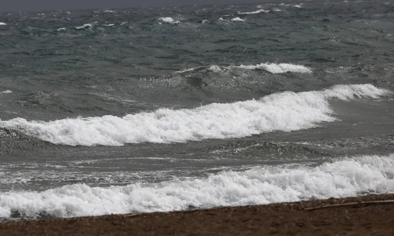 Σεισμός στην Κρήτη: Μίνι «τσουνάμι» σε Χρυσή και Άρβη (vid)