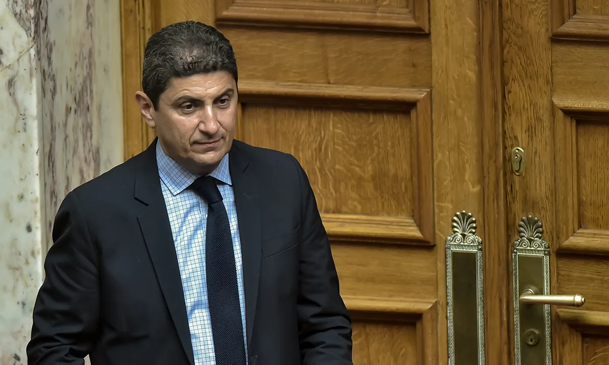 Αυγενάκης: «Αυτή την ώρα δεν συζητάμε καμία ημερομηνία για τη Super League»