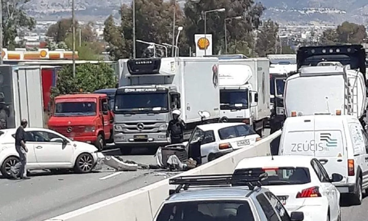 Τρομακτικό τροχαίο στην Εθνική οδό! Οδηγούσε στο αντίθετο ρεύμα (vid)