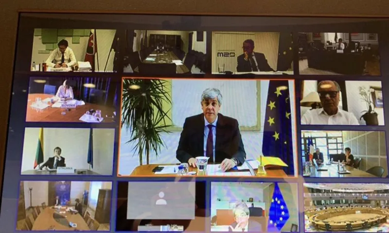 Eurogroup: Ολοκληρώθηκε η τηλεδιάσκεψη - Αναμένεται η συν. Τύπου