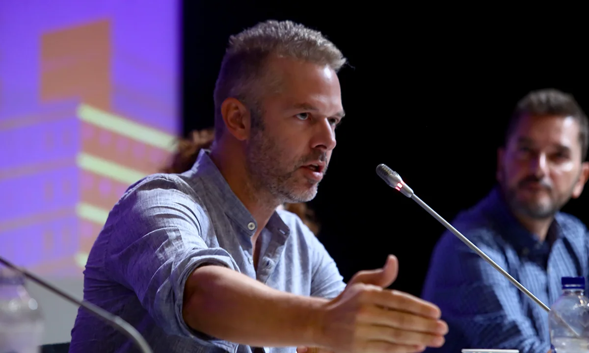Λούλης: «Χαζομάρα να λένε ότι είναι σεξιστικό» (vid)