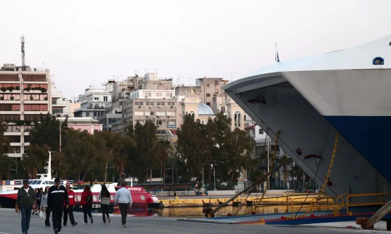 Μετακινήσεις: Τι θα γίνει με το τριήμερο του Αγίου Πνεύματος (vids)
