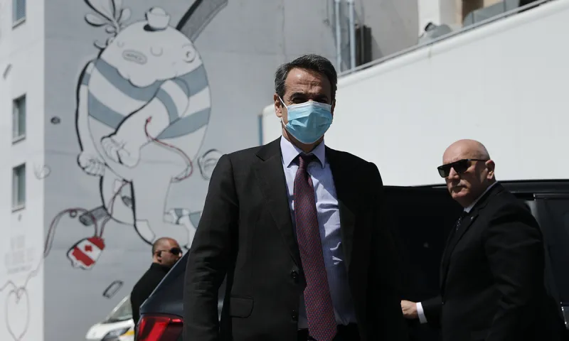 Επιστολή εργάτριας του σεξ στον Μητσοτάκη: «Σε λίγες ημέρες θα πεινάσω»