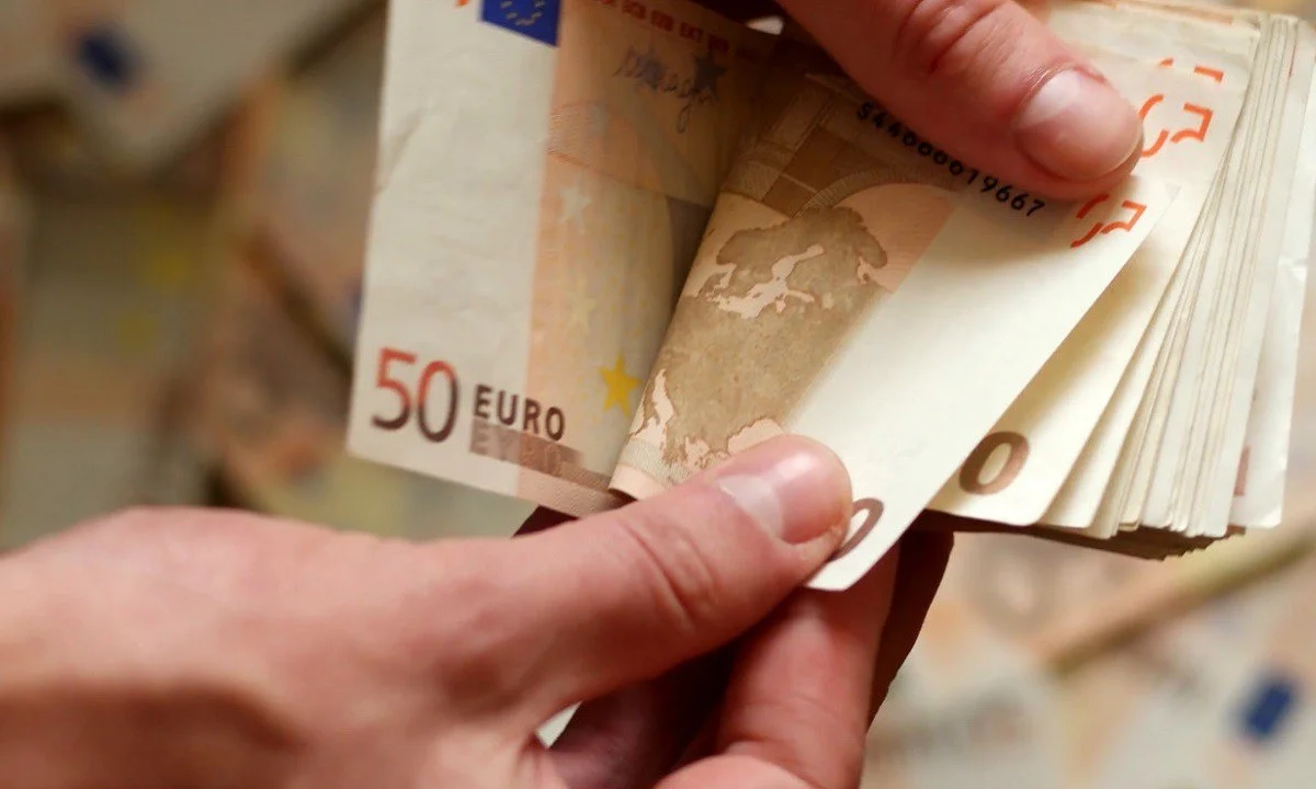Τι ισχύει για την αναστολή συμβάσεων και εκ περιτροπής εργασία (vid)