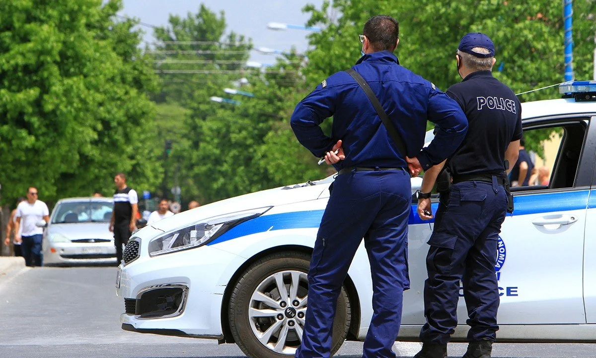 Λάρισα: Επίθεση σε Δήμαρχο, Περιφερειάρχη και δημοσιογράφο (vid)