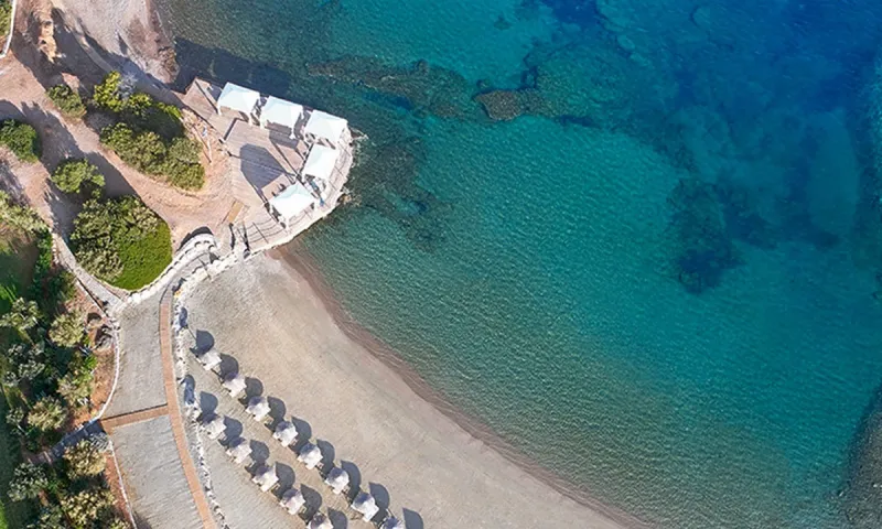 Αστέρας Βουλιαγμένης: Τιμές... Μυκόνου στις ξαπλώστρες!