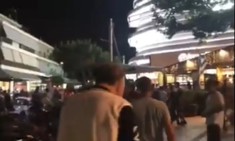 Γλυφάδα: Ουρές για take away κοκτέιλ (vid)