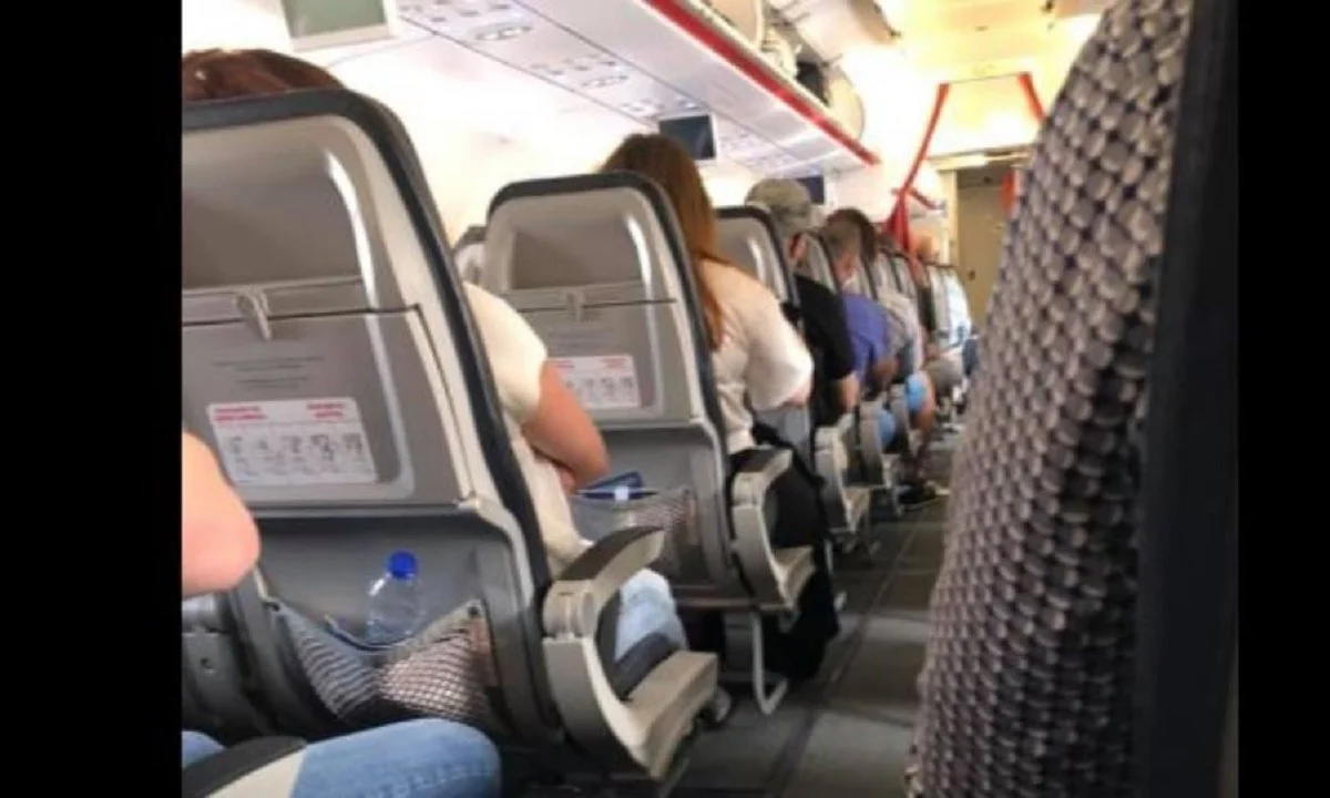 Aegean: Με μάσκες και αντισηπτικά η πρώτη πτήση για Θεσσαλονίκη - Γεμάτο το αεροπλάνο