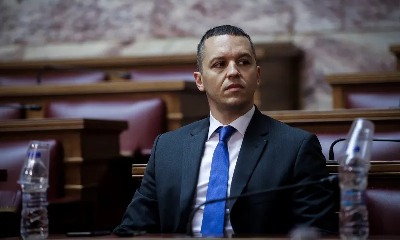 Διαλύεται η Χρυσή Αυγή: Φήμες περί αποχώρησης του Κασιδιάρη