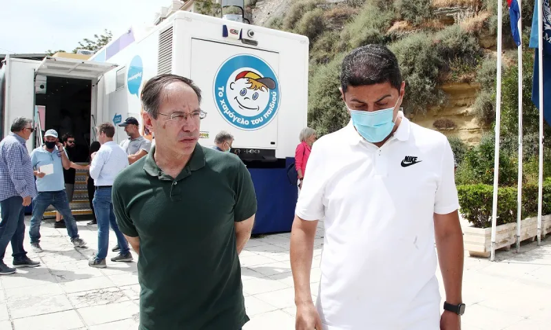 Διευκρινίσεις για την ιατρική βεβαίωση από την ΓΓΑ