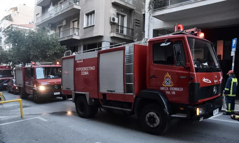 Μπαράζ εμπρησμών τα ξημερώματα στη δυτική Θεσσαλονίκη