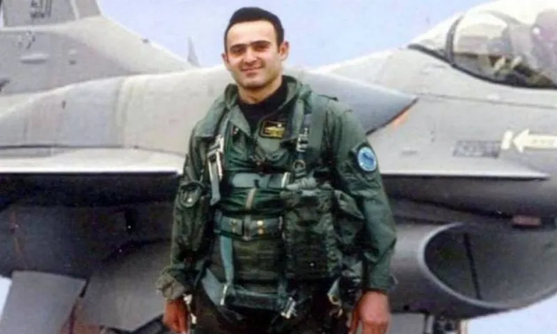 Η «μαύρη» 23η Μαΐου 2006: Η Ελλάδα πενθεί τον Σμηναγό Κώστα Ηλιάκη