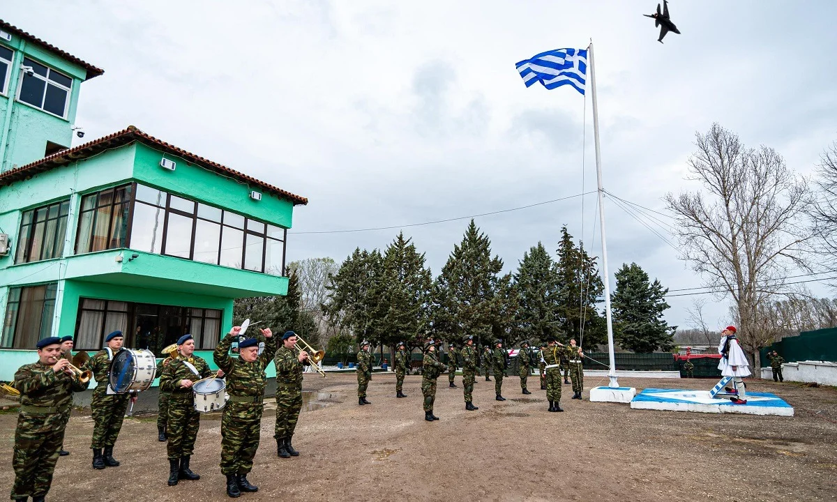 Έβρος: Διαψεύδει το ΥΠΕΞ: «Καμία ξένη δύναμη δεν βρίσκεται σε ελληνικό έδαφος»