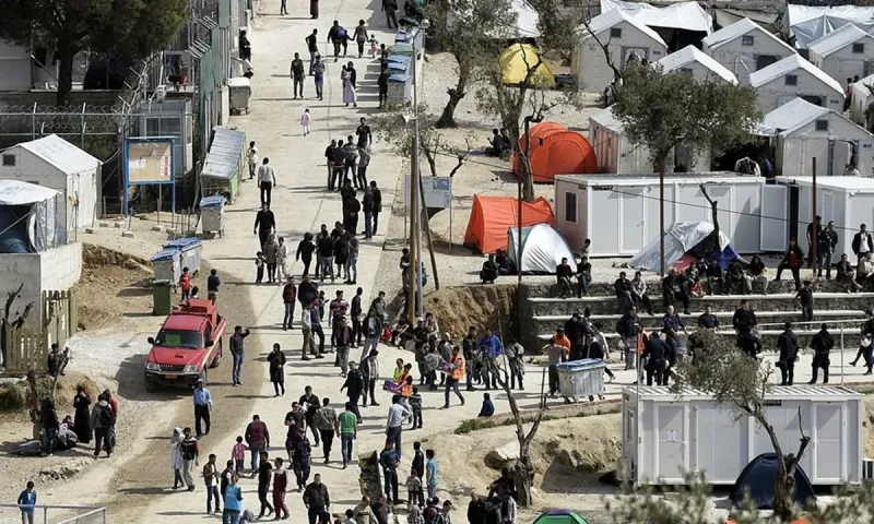 Μόρια: Πανικός με μαχαιρώματα Αφγανών!