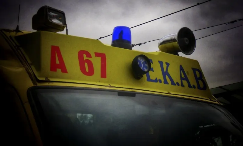 Παγκράτι: Μάχη για τη ζωή του δίνει ο συντηρητής που καταπλακώθηκε από ασανσέρ