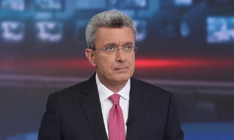 Χατζηνικολάου: Δεν το κουνάει από τον ΑΝΤ1
