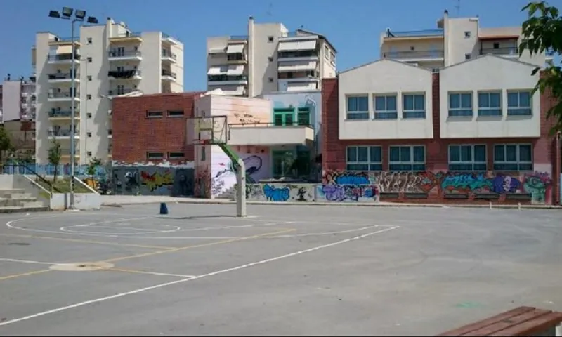 Θεσσαλονίκη: Μαχαίρωσαν 19χρονο επειδή υποστηρίζει αντίπαλη ομάδα