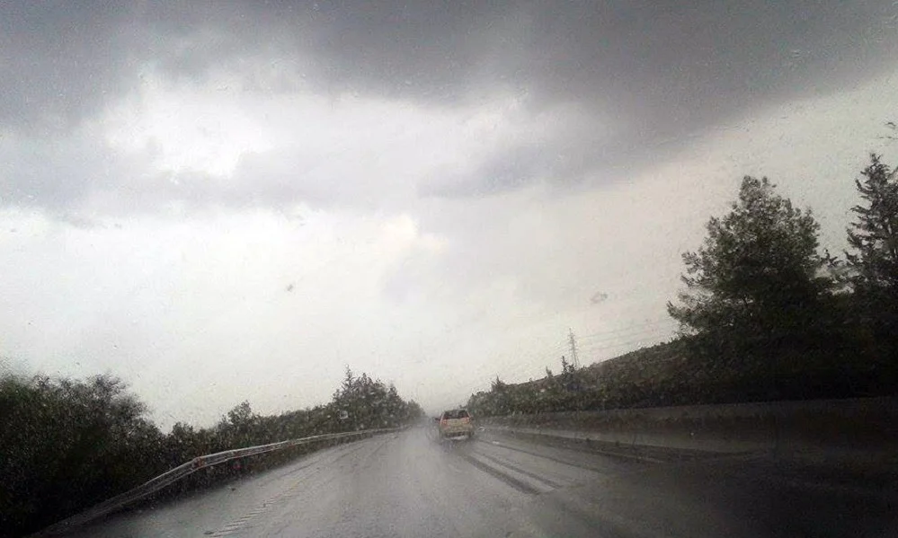 Καιρός 30/5: Μεμονωμένες καταιγίδες και μικρή άνοδος της θερμοκρασίας