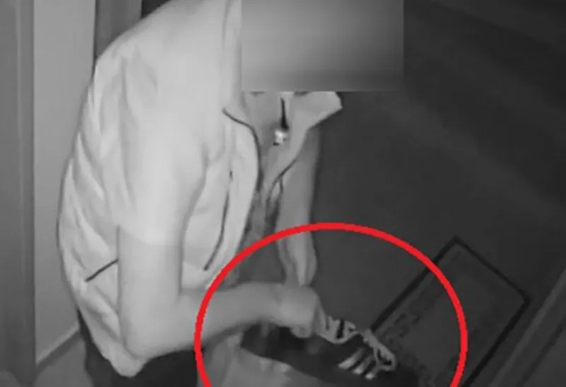 Καβάλα: Έκλεβε τα παπούτσια αν δεν... βρωμούσαν (pics)