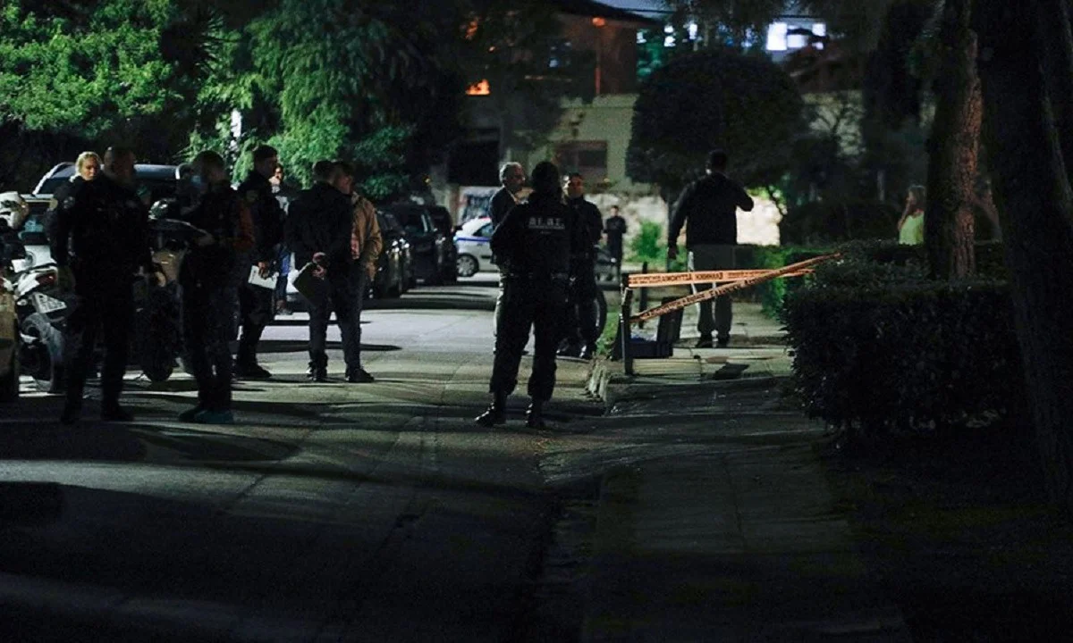 Δολοφονία στη Βούλα: Τι κατέθεσε η σύζυγος του θύματος