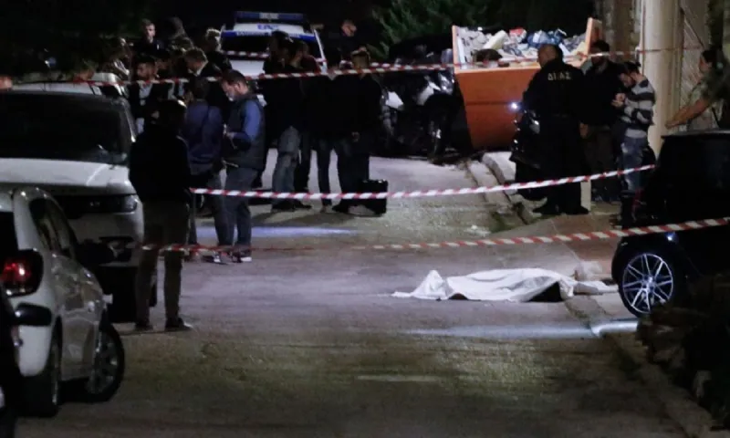 Δολοφονία στη Βούλα: Παίρνει νέα τροπή - Αποκαλύψεις για τη διπλή ταυτότητα του θύματος
