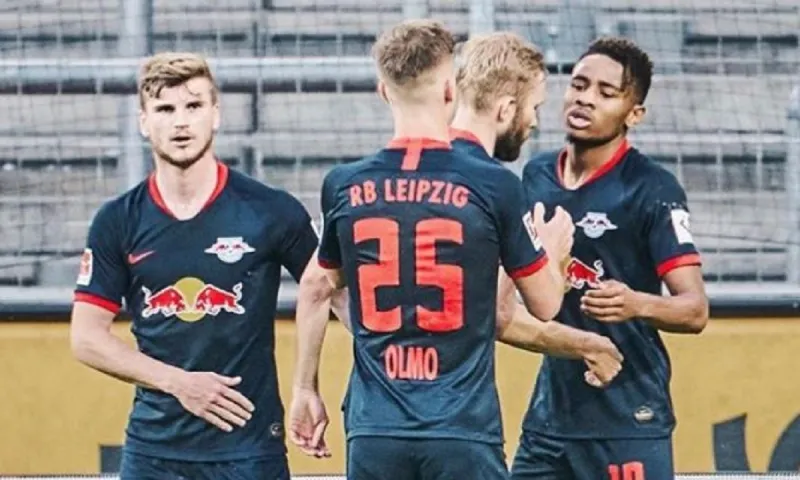 Κολωνία – Λειψία 2-4: Οι «ταύροι» έβγαλαν νοκ-άουτ τα «κριάρια» (vids)