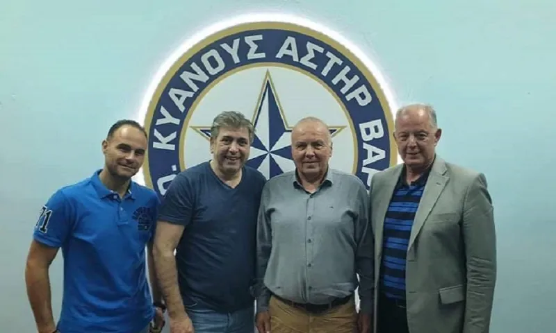 Αστέρας Βάρης: Ανανέωσε ο Κατσικάς και σηκώνει... μανίκια