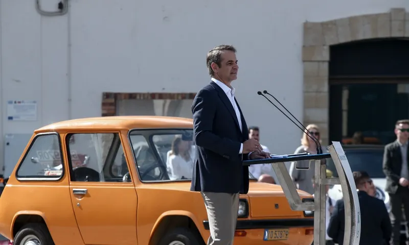 Μητσοτάκης: «Η Ελλάδα μπαίνει στην πρίζα του μέλλοντος» (vid)