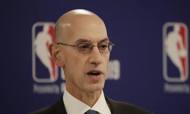 NBA: Τι θα γίνει αν βρεθεί παίκτης θετικός σε κορονοϊό (vid)