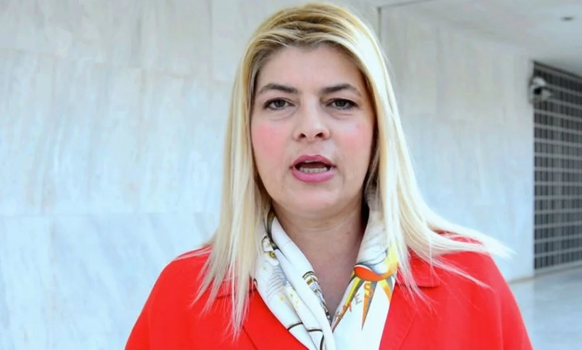 Επίθεση της Μαρούπα στους ξένους πράκτορες!