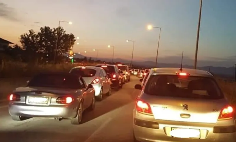 Θεσσαλονίκη: Τρελή κίνηση με την επιστροφή των εκδρομέων