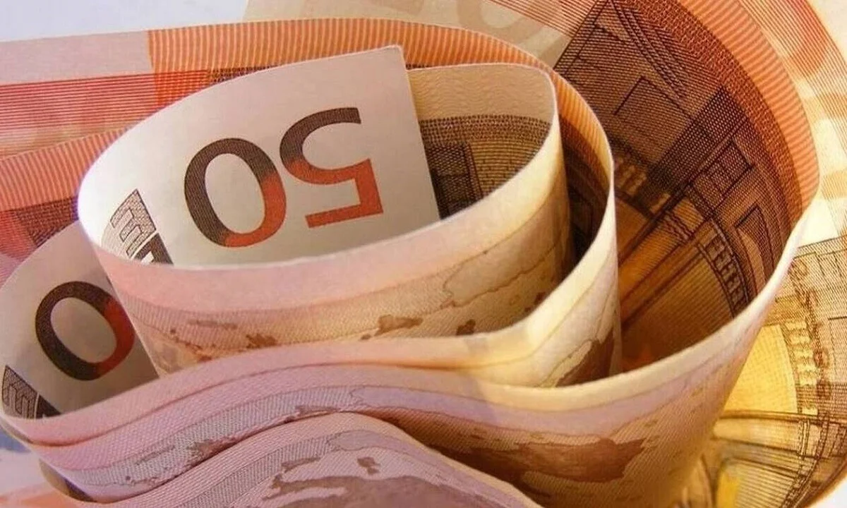 Επίδομα 534 ευρώ: Σήμερα η πληρωμή