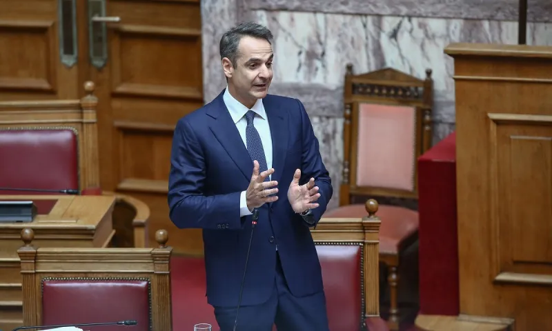 Μητσοτάκης σε Τσίπρα: Εκλογικό ραντεβού το 2023 - Να κάνετε άνετα διακοπές (vid)