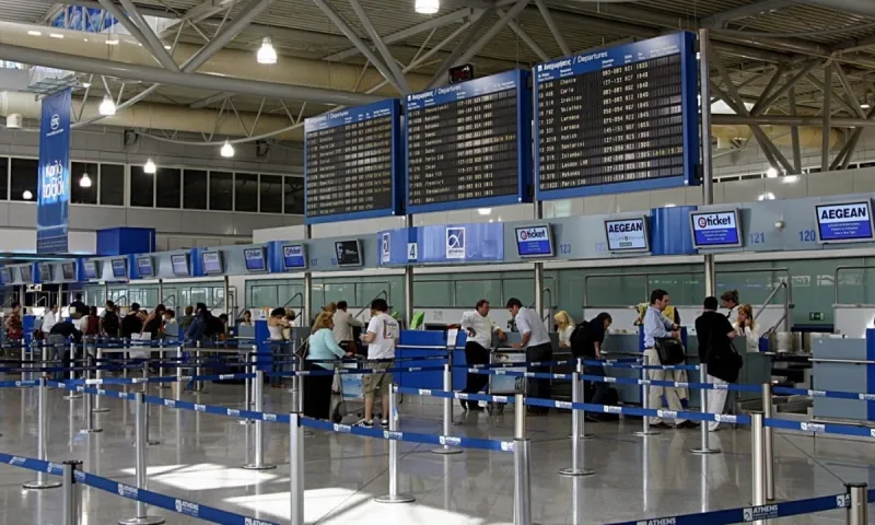 Ελλάδα - Τουρισμός: Ανοίγουν τα σύνορα για Ιταλία και Ισπανία